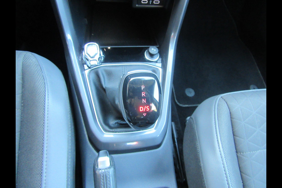 Volkswagen T-Cross 1.0 TSI R-Line DSG, Digitaal dashboard (occasion)
