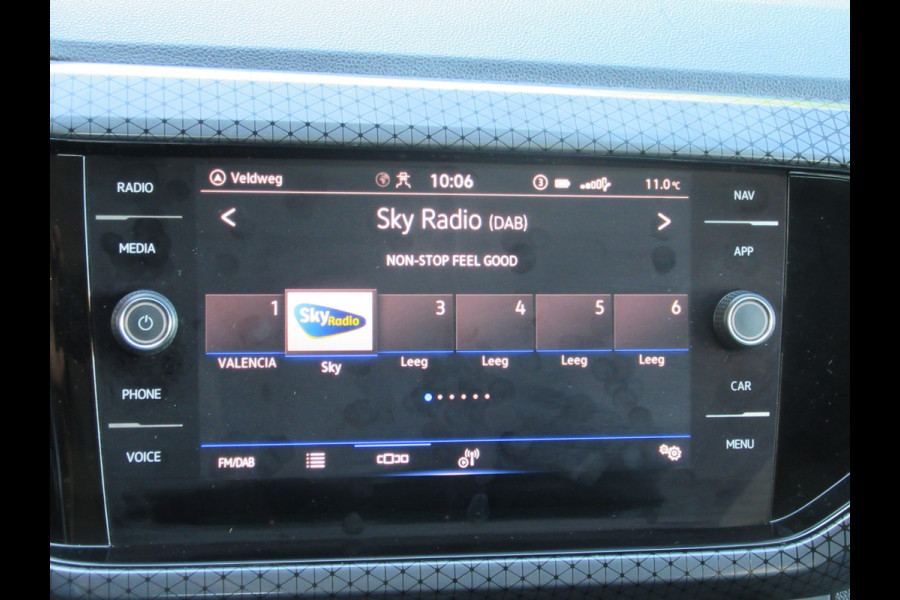 Volkswagen T-Cross 1.0 TSI R-Line DSG, Digitaal dashboard (occasion)