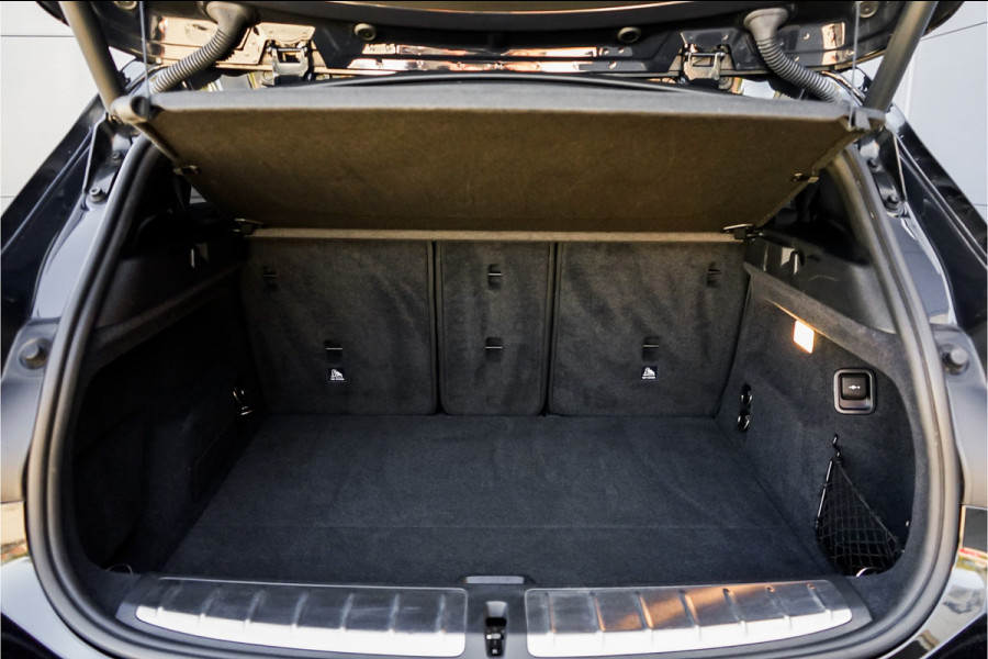 BMW X2 sDrive20i M-Sport Shadow Leder Camera Trekhaak Stuurverwarming 19"