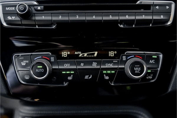 BMW X2 sDrive20i M-Sport Shadow Leder Camera Trekhaak Stuurverwarming 19"
