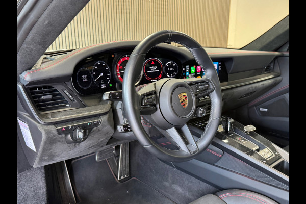 Porsche 911 3.0 Carrera GTS AUT. PANORAMADAK NAVIGATIE APPLE CARPLAY STOELVERWARMING CAMERA PDC AIRCO CRUISE