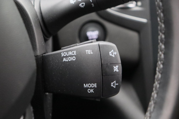 Renault MEGANE Estate 1.3 TCe Bose Automaat Navigatie Camera Leder Climate-control Cruise