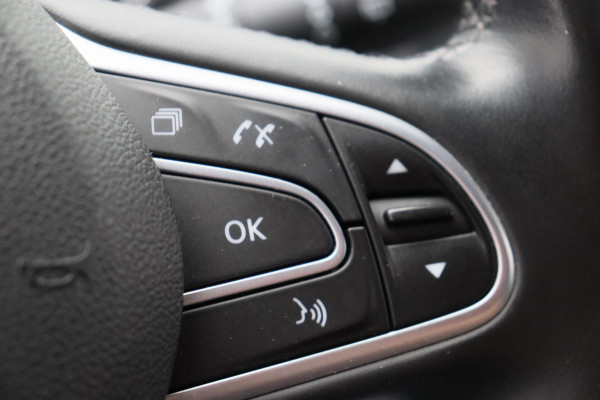 Renault MEGANE Estate 1.3 TCe Bose Automaat Navigatie Camera Leder Climate-control Cruise