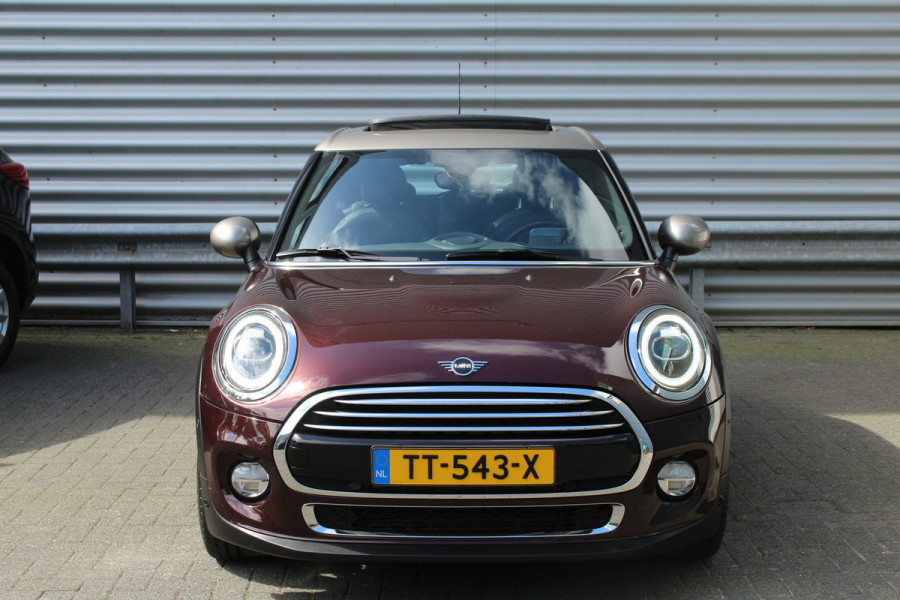 MINI Cooper 1.5 136pk Chili AUTOMAAT 59.355km NL-Auto NAP Panoramadak Clima Cruise Navi HUD Harman&Kardon LMV