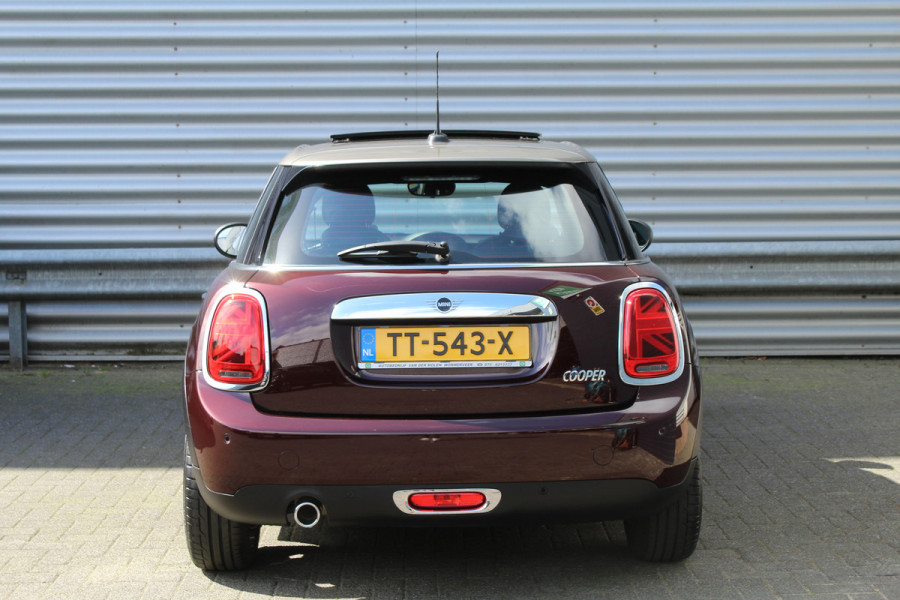 MINI Cooper 1.5 136pk Chili AUTOMAAT 59.355km NL-Auto NAP Panoramadak Clima Cruise Navi HUD Harman&Kardon LMV