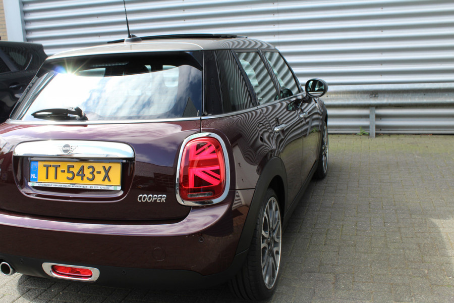 MINI Cooper 1.5 136pk Chili AUTOMAAT 59.355km NL-Auto NAP Panoramadak Clima Cruise Navi HUD Harman&Kardon LMV