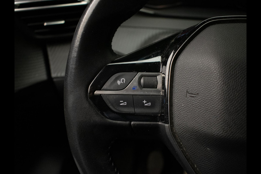 Peugeot 208 1.2 PureTech Active Sport (APPLE CARPLAY,NAVI,CRUISE,LED,LEDER,LANE ASSIST,DAB,SPORTSTOELEN,NIEUWE APK,NETTE STAAT)