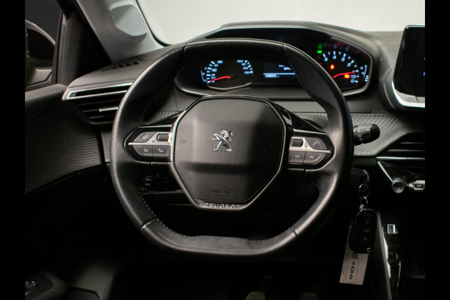 Peugeot 208 1.2 PureTech Active Sport (APPLE CARPLAY,NAVI,CRUISE,LED,LEDER,LANE ASSIST,DAB,SPORTSTOELEN,NIEUWE APK,NETTE STAAT)