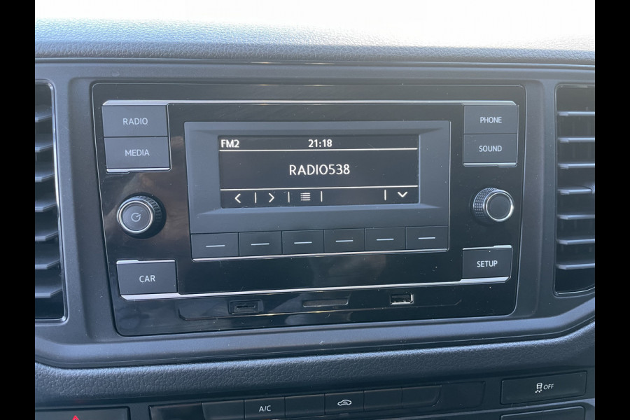 Volkswagen Crafter 35 2.0 TDI L4H3 Highline Airco - parkeersensoren achter - cruise control - zijschuifdeur rechts - tussenschot volledig - Ideaal voor camper