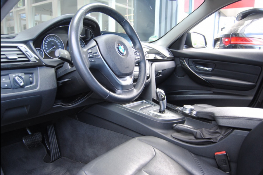 BMW 3 Serie Touring 6 maanden garantie! 318i Corp L Hi Ex