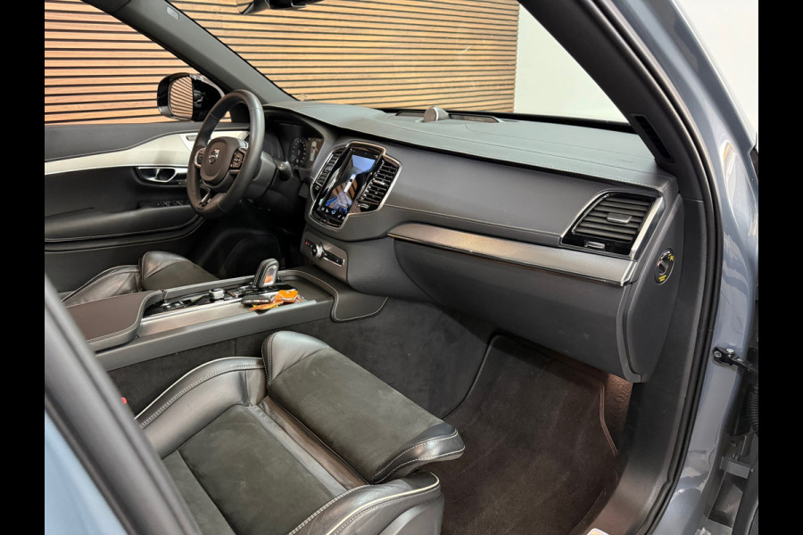 Volvo XC90 2.0 T8 Recharge AWD R-Design | Ultimate Dark Edition | Heico-sportuitlaten | 7p | Pano | 360° Camera | Thunder Grey