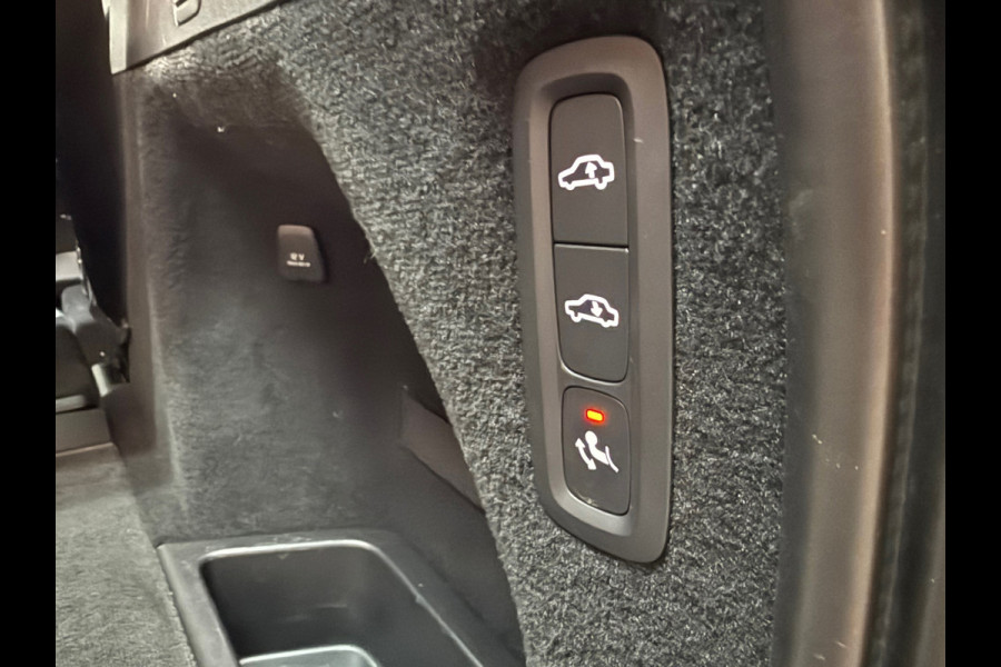 Volvo XC90 2.0 T8 Recharge AWD R-Design | Ultimate Dark Edition | Heico-sportuitlaten | 7p | Pano | 360° Camera | Thunder Grey
