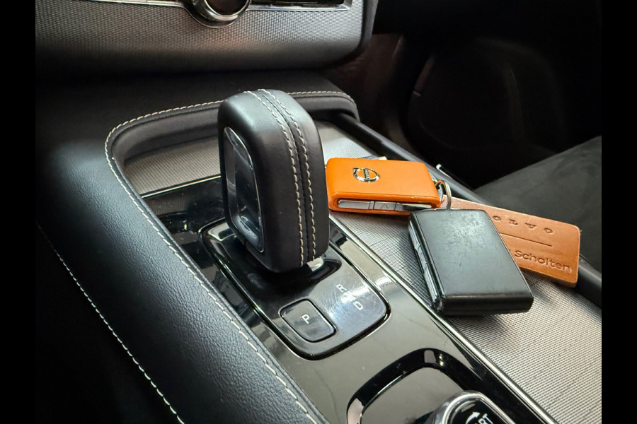 Volvo XC90 2.0 T8 Recharge AWD R-Design | Ultimate Dark Edition | Heico-sportuitlaten | 7p | Pano | 360° Camera | Thunder Grey