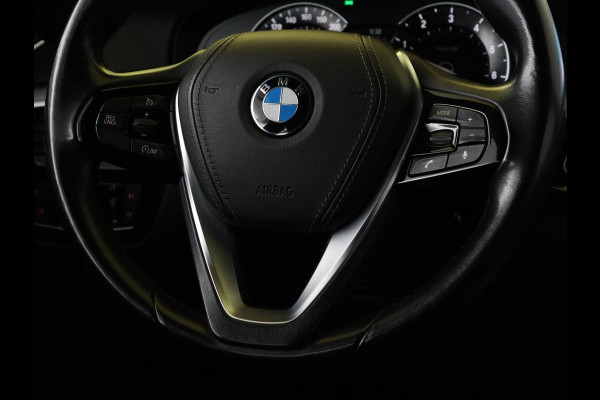 BMW 5 Serie 520i High Executive M-Sport | Trekhaak | Leder | Cruise Control | Navigatie | Stoelverwarming | LED | LMV 20