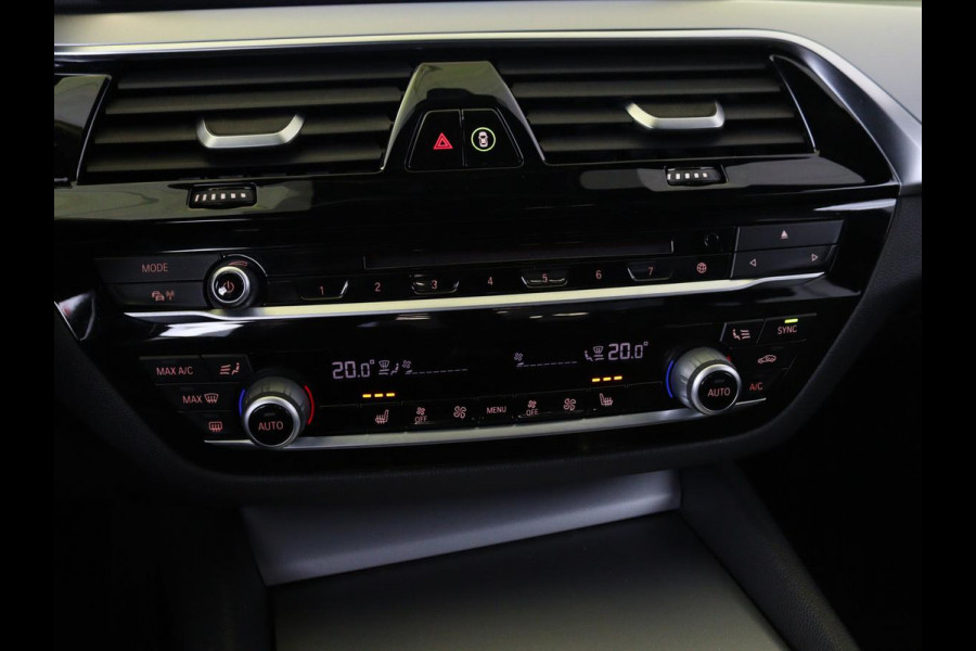 BMW 5 Serie 520i High Executive M-Sport | Trekhaak | Leder | Cruise Control | Navigatie | Stoelverwarming | LED | LMV 20