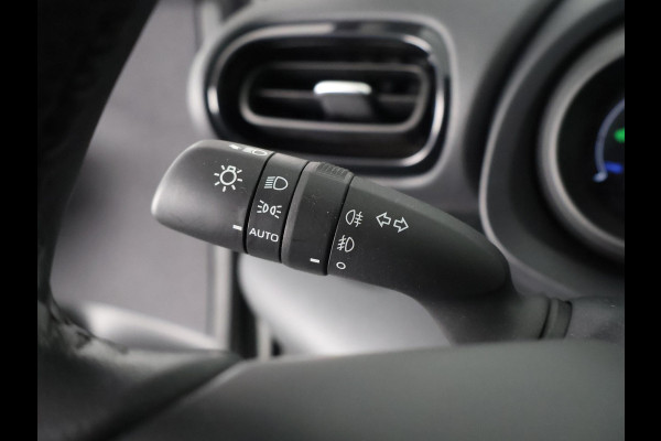 Toyota Yaris 1.5 Hybrid 115 Dynamic | Adaptief Cruise Control | Parkeerhulpcamera | Apple Carplay & AndroidAUTO |