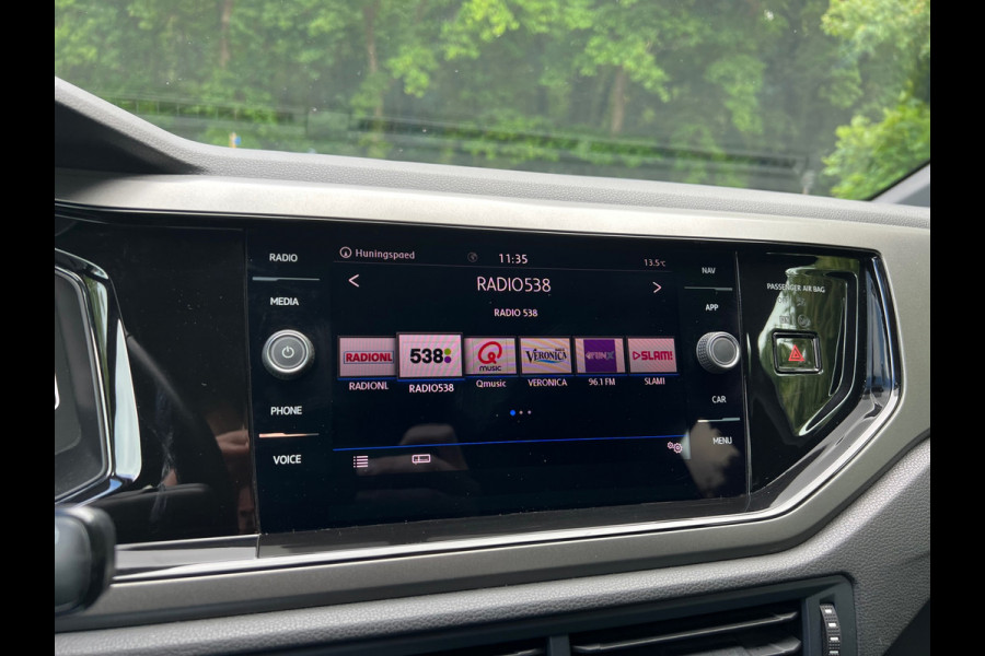 Volkswagen Polo 1.0 TSI Highline Business R | Virtual | Carplay | Navi |