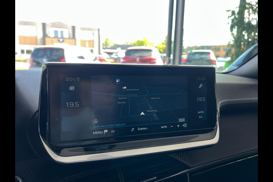 Peugeot 2008 1.2 PureTech GT Pack PANO | CAMERA | TREKHAAK | CARPLAY | ! 2DE PINKSTERDAG GEOPEND VAN 10:00 UUR T/M 17:00 UUR