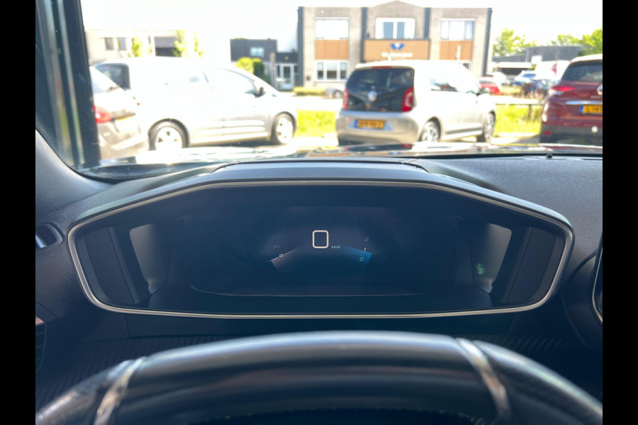 Peugeot 2008 1.2 PureTech GT Pack PANO | CAMERA | TREKHAAK | CARPLAY | ! 2DE PINKSTERDAG GEOPEND VAN 10:00 UUR T/M 17:00 UUR