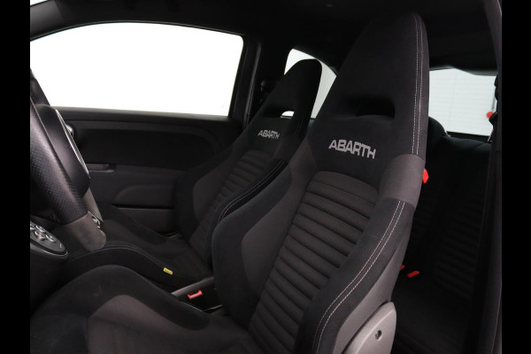 Fiat 500 1.4 T-Jet Abarth Competizione | 180 PK | Automaat | Sportstoelen | Airco | bi-xenon koplampen | Bluetooth | DAB | KMV 17