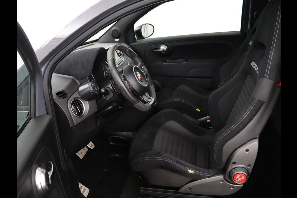 Fiat 500 1.4 T-Jet Abarth Competizione | 180 PK | Automaat | Sportstoelen | Airco | bi-xenon koplampen | Bluetooth | DAB | KMV 17