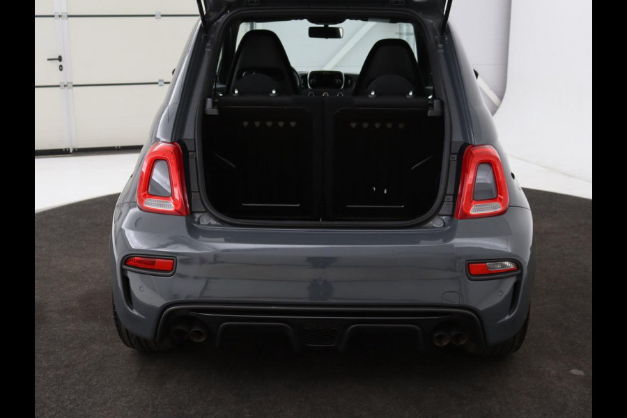 Fiat 500 1.4 T-Jet Abarth Competizione | 180 PK | Automaat | Sportstoelen | Airco | bi-xenon koplampen | Bluetooth | DAB | KMV 17