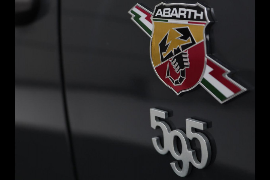 Fiat 500 1.4 T-Jet Abarth Competizione | 180 PK | Automaat | Sportstoelen | Airco | bi-xenon koplampen | Bluetooth | DAB | KMV 17