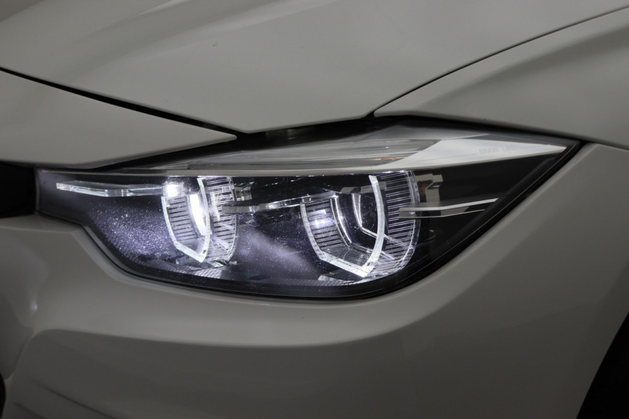 BMW 3 Serie Touring 318i Edition M Sport Shadow Executive