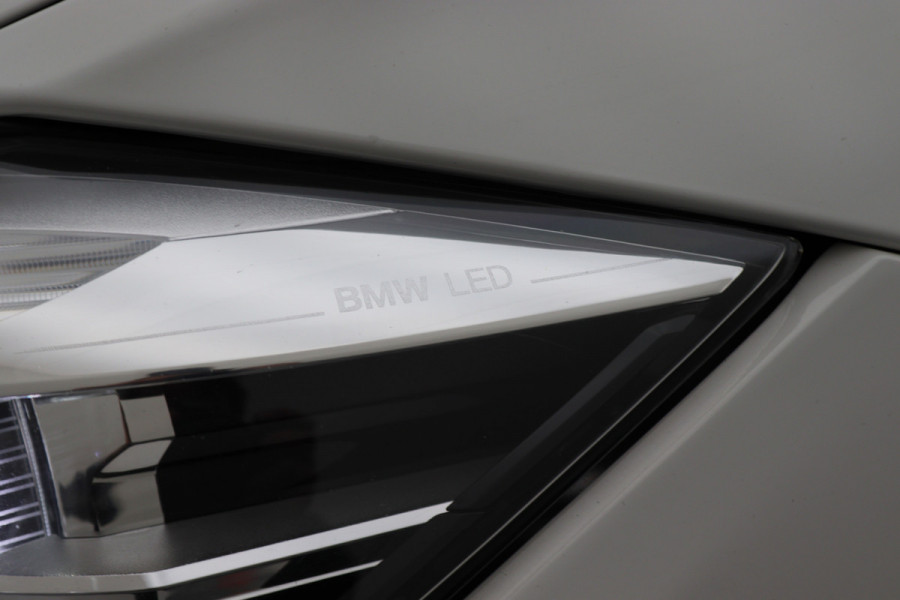 BMW 3 Serie Touring 318i Edition M Sport Shadow Executive