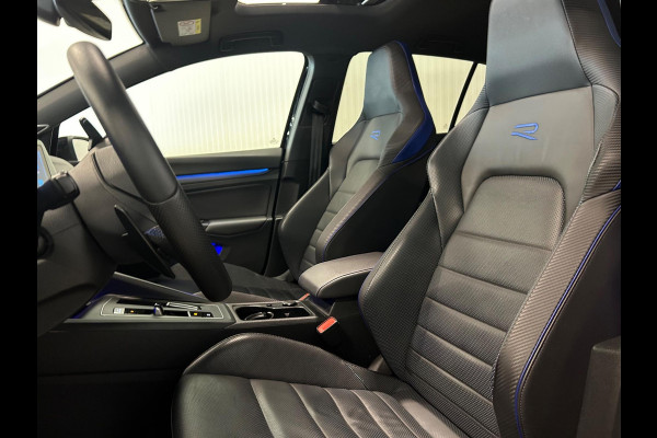 Volkswagen Golf 2.0 TSI R 4Motion | AKRAPOVIC | PANO | IQ LIGHTS | BLACK PACK