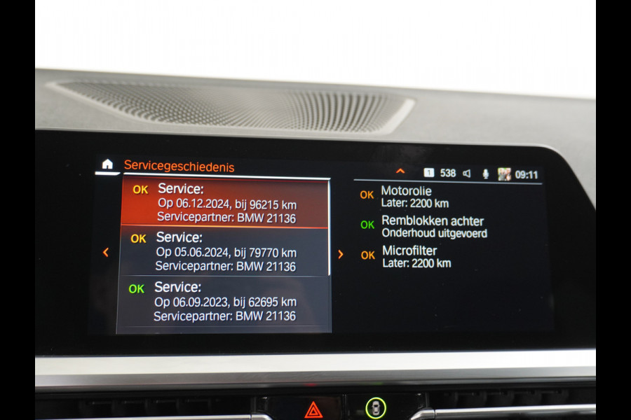 BMW 3 Serie Touring 318I 157PK Autom.-8 Sport Line Trekhaak Leder Apple Carplay Android Auto Navi Pro Live Cockpit Pro Active Cruise Control Comfort Access BMW Digital Key Elek.Achterklep Bluetooth Pdc Led Business Edition 1e Eigenaar