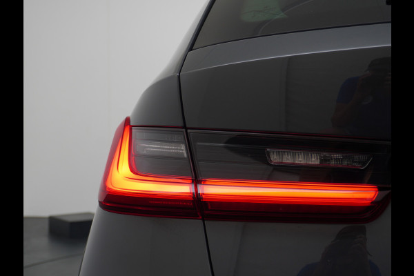 BMW 3 Serie Touring 318I 157PK Autom.-8 Sport Line Trekhaak Leder Apple Carplay Android Auto Navi Pro Live Cockpit Pro Active Cruise Control Comfort Access BMW Digital Key Elek.Achterklep Bluetooth Pdc Led Business Edition 1e Eigenaar