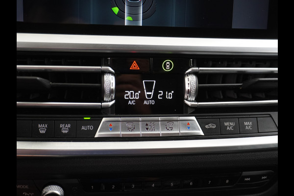 BMW 3 Serie Touring 318I 157PK Autom.-8 Sport Line Trekhaak Leder Apple Carplay Android Auto Navi Pro Live Cockpit Pro Active Cruise Control Comfort Access BMW Digital Key Elek.Achterklep Bluetooth Pdc Led Business Edition 1e Eigenaar