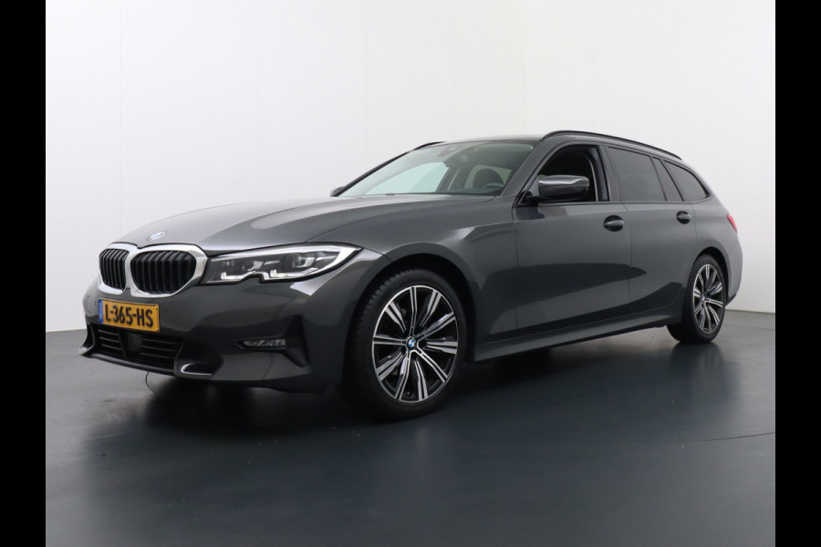 BMW 3 Serie Touring 318I 157PK Autom.-8 Sport Line Trekhaak Leder Apple Carplay Android Auto Navi Pro Live Cockpit Pro Active Cruise Control Comfort Access BMW Digital Key Elek.Achterklep Bluetooth Pdc Led Business Edition 1e Eigenaar