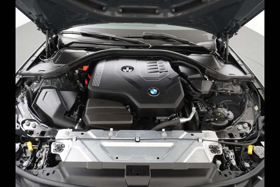 BMW 3 Serie Touring 318I 157PK Autom.-8 Sport Line Trekhaak Leder Apple Carplay Android Auto Navi Pro Live Cockpit Pro Active Cruise Control Comfort Access BMW Digital Key Elek.Achterklep Bluetooth Pdc Led Business Edition 1e Eigenaar