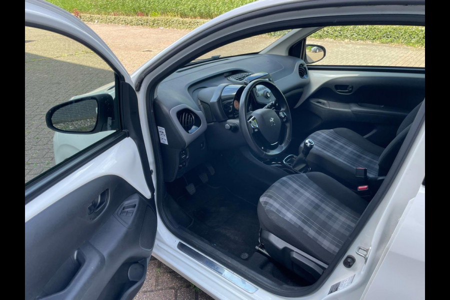 Peugeot 108 1.0 e-VTi Style