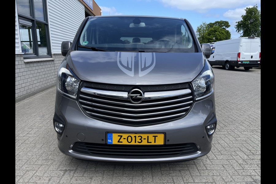 Opel Vivaro Combi 1.6 CDTI 120pk L1H1 Innovation / 8 persoons / vaste prijs rijklaar € 21.950 marge / vrij van btw / euro 6 diesel / airco / cruise / camera / trekhaak / metallic lak / lichtmetalen velgen