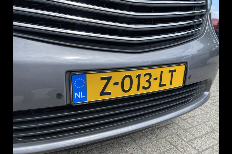 Opel Vivaro Combi 1.6 CDTI 120pk L1H1 Innovation / 8 persoons / vaste prijs rijklaar € 21.950 marge / vrij van btw / euro 6 diesel / airco / cruise / camera / trekhaak / metallic lak / lichtmetalen velgen