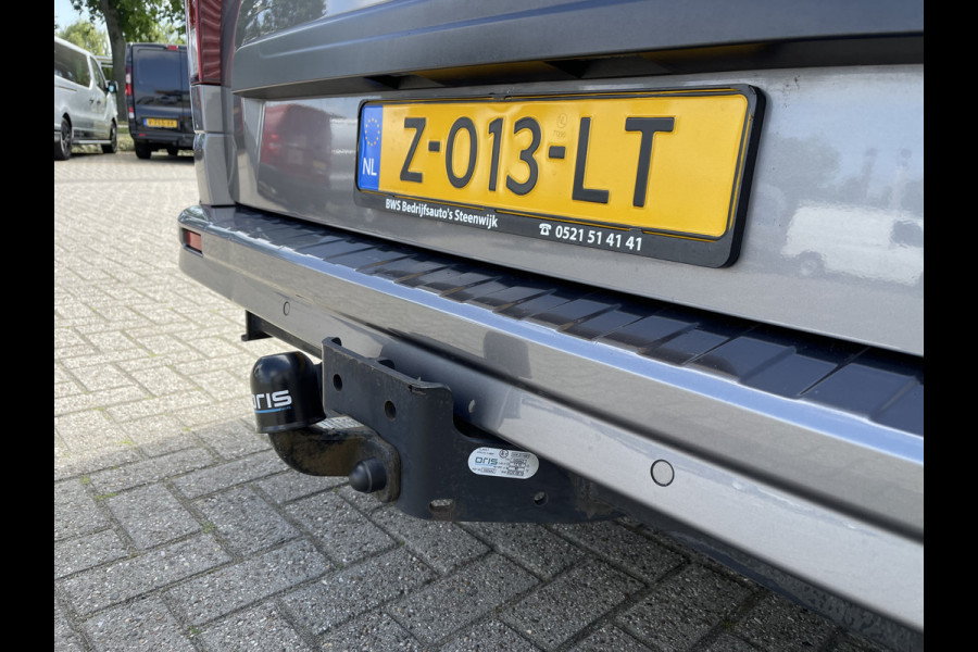 Opel Vivaro Combi 1.6 CDTI 120pk L1H1 Innovation / 8 persoons / vaste prijs rijklaar € 21.950 marge / vrij van btw / euro 6 diesel / airco / cruise / camera / trekhaak / metallic lak / lichtmetalen velgen