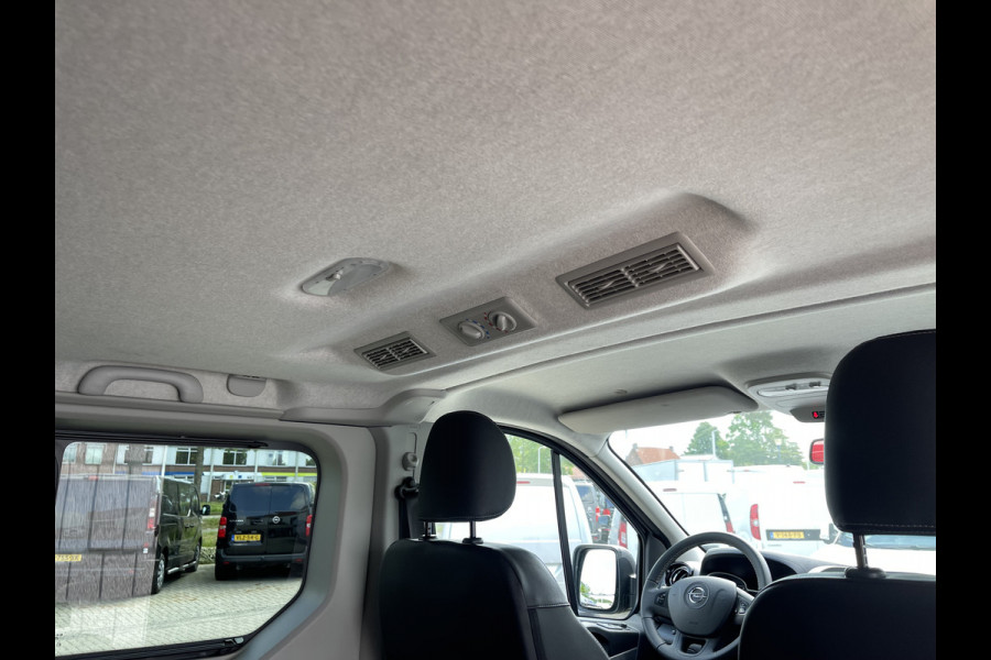 Opel Vivaro Combi 1.6 CDTI 120pk L1H1 Innovation / 8 persoons / vaste prijs rijklaar € 21.950 marge / vrij van btw / euro 6 diesel / airco / cruise / camera / trekhaak / metallic lak / lichtmetalen velgen