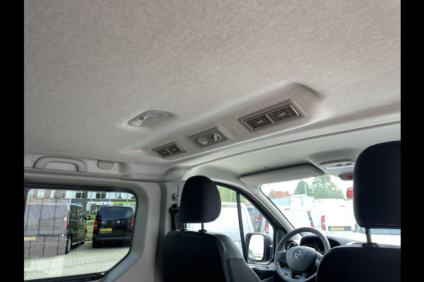 Opel Vivaro Combi 1.6 CDTI 120pk L1H1 Innovation / 8 persoons / vaste prijs rijklaar € 21.950 marge / vrij van btw / euro 6 diesel / airco / cruise / camera / trekhaak / metallic lak / lichtmetalen velgen