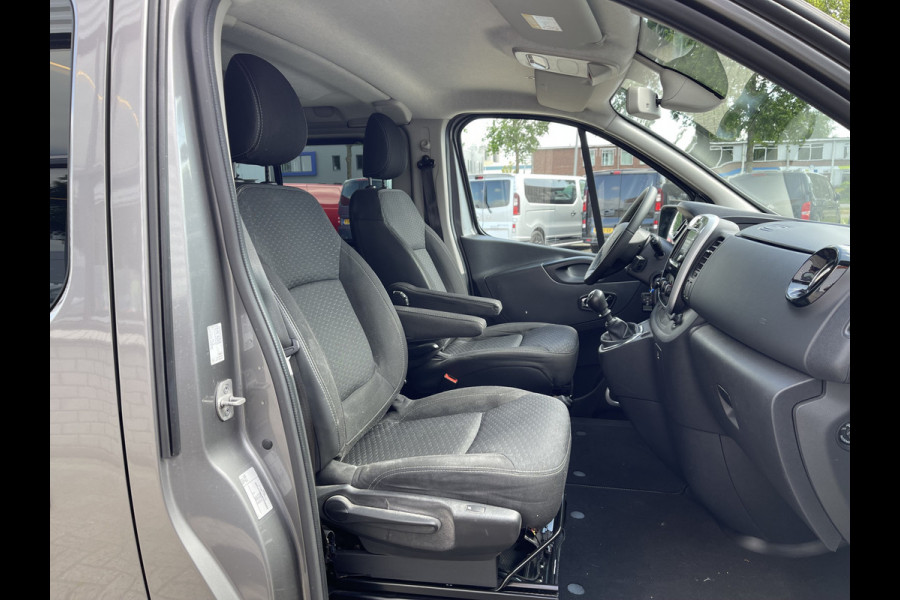 Opel Vivaro Combi 1.6 CDTI 120pk L1H1 Innovation / 8 persoons / vaste prijs rijklaar € 21.950 marge / vrij van btw / euro 6 diesel / airco / cruise / camera / trekhaak / metallic lak / lichtmetalen velgen