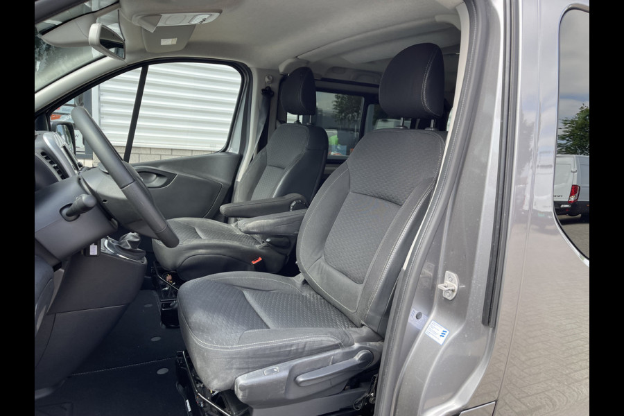 Opel Vivaro Combi 1.6 CDTI 120pk L1H1 Innovation / 8 persoons / vaste prijs rijklaar € 21.950 marge / vrij van btw / euro 6 diesel / airco / cruise / camera / trekhaak / metallic lak / lichtmetalen velgen
