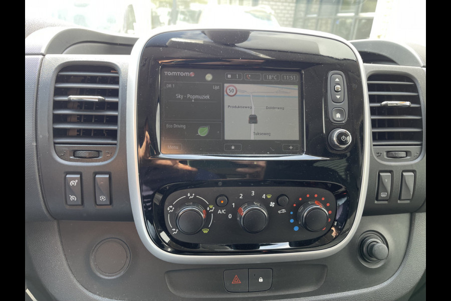Opel Vivaro Combi 1.6 CDTI 120pk L1H1 Innovation / 8 persoons / vaste prijs rijklaar € 21.950 marge / vrij van btw / euro 6 diesel / airco / cruise / camera / trekhaak / metallic lak / lichtmetalen velgen