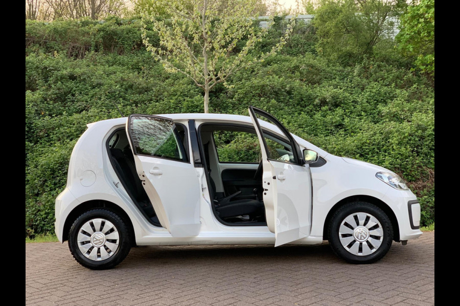 Volkswagen up! 1.0 BMT move up! 5 DEURS AIRCO LUXE 2018 ! ! ! NIEUWE APK !