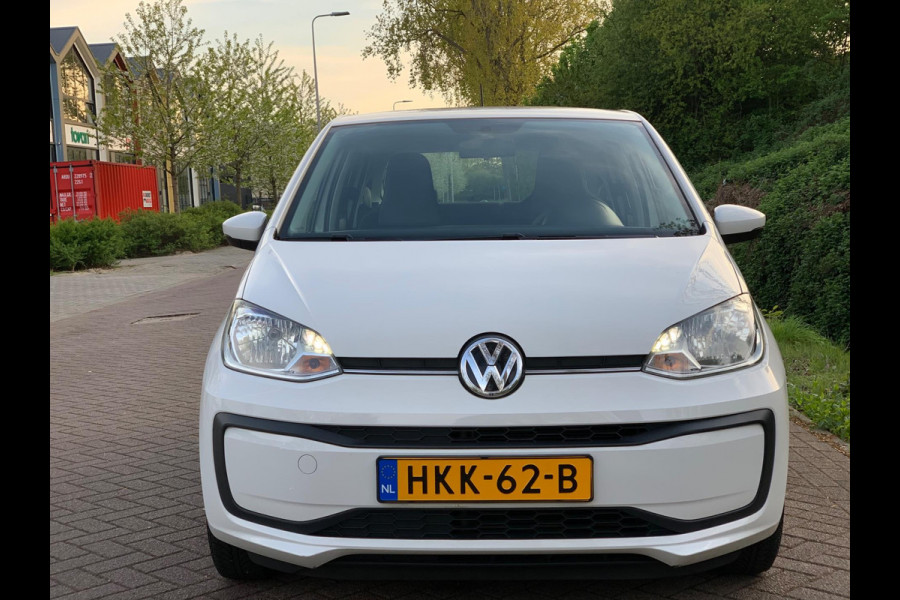 Volkswagen up! 1.0 BMT move up! 5 DEURS AIRCO LUXE 2018 ! ! ! NIEUWE APK !