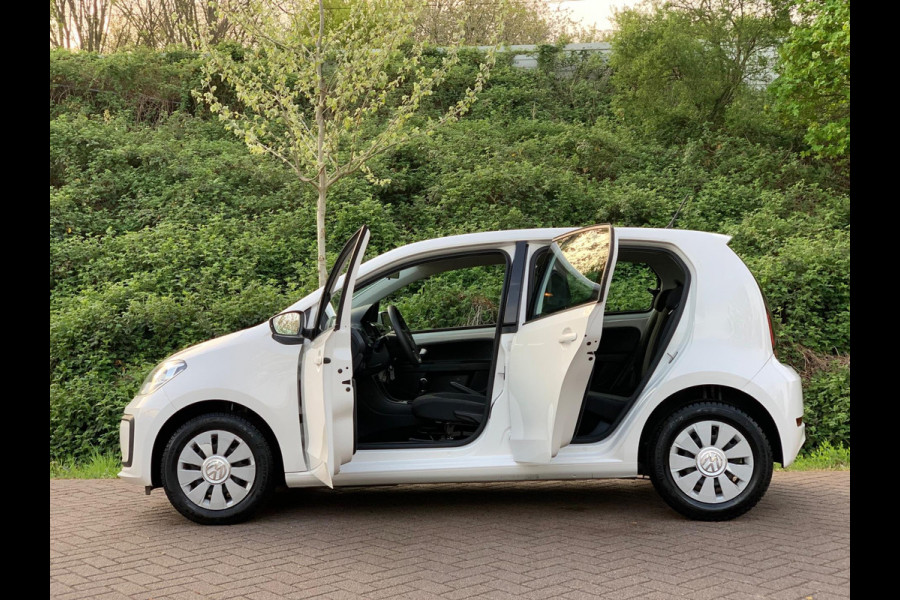 Volkswagen up! 1.0 BMT move up! 5 DEURS AIRCO LUXE 2018 ! ! ! NIEUWE APK !
