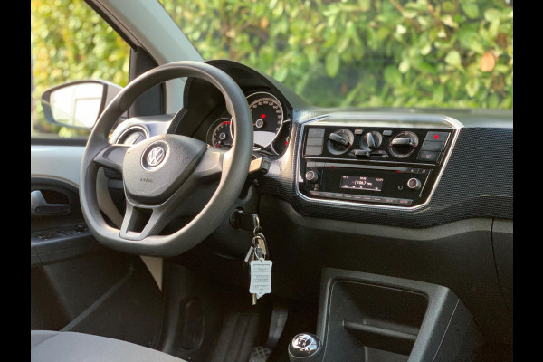 Volkswagen up! 1.0 BMT move up! 5 DEURS AIRCO LUXE 2018 ! ! ! NIEUWE APK !