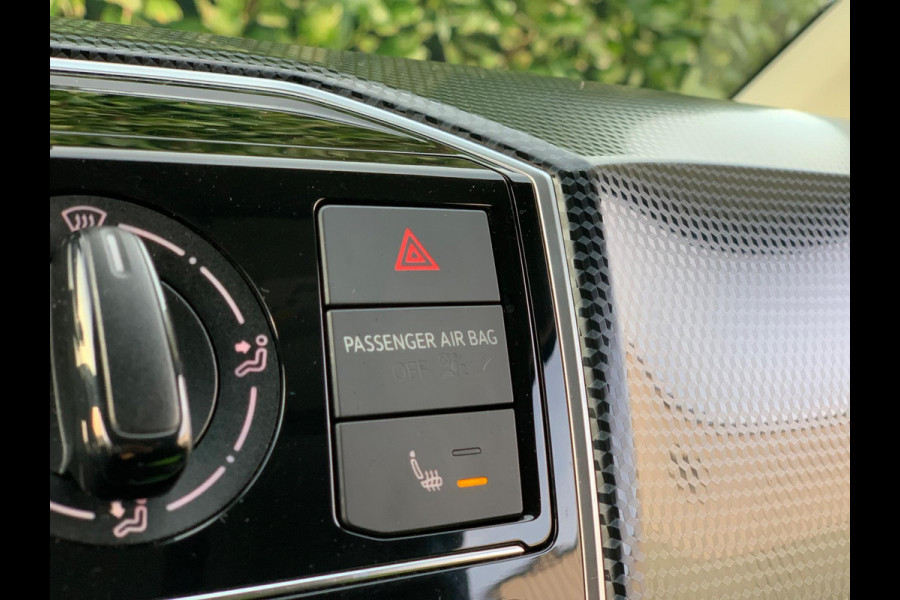 Volkswagen up! 1.0 BMT move up! 5 DEURS AIRCO LUXE 2018 ! ! ! NIEUWE APK !