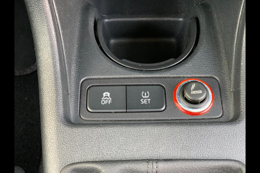 Volkswagen up! 1.0 BMT move up! 5 DEURS AIRCO LUXE 2018 ! ! ! NIEUWE APK !